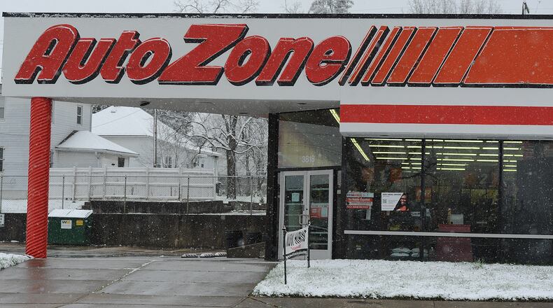 One person is dead after a security officer at the AutoZone located at 3818 W. Third St. shot a suspect during an armed robbery Sunday, according to police. MARSHALL GORBY\STAFF
The incident was reported around 5:50 p.m. at the AutoZone at 3818 W. Third St.
