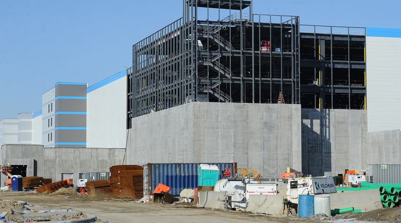 Work continues on the new Amazon Fulfillment Center on Union Airpark Boulevard. MARSHALL GORBY\STAFF