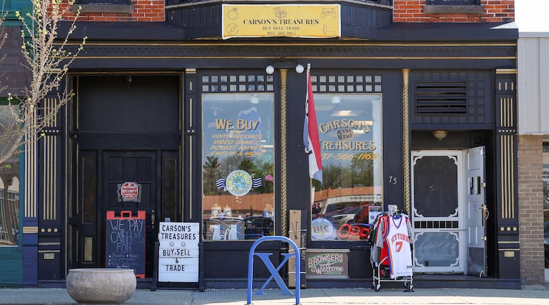 Carson's Treasures in downtown Xenia, one of two businesses hosting Sidewalk Saturdays, showing off local businesses, crafters, and more. BRYANT BILLING / STAFF