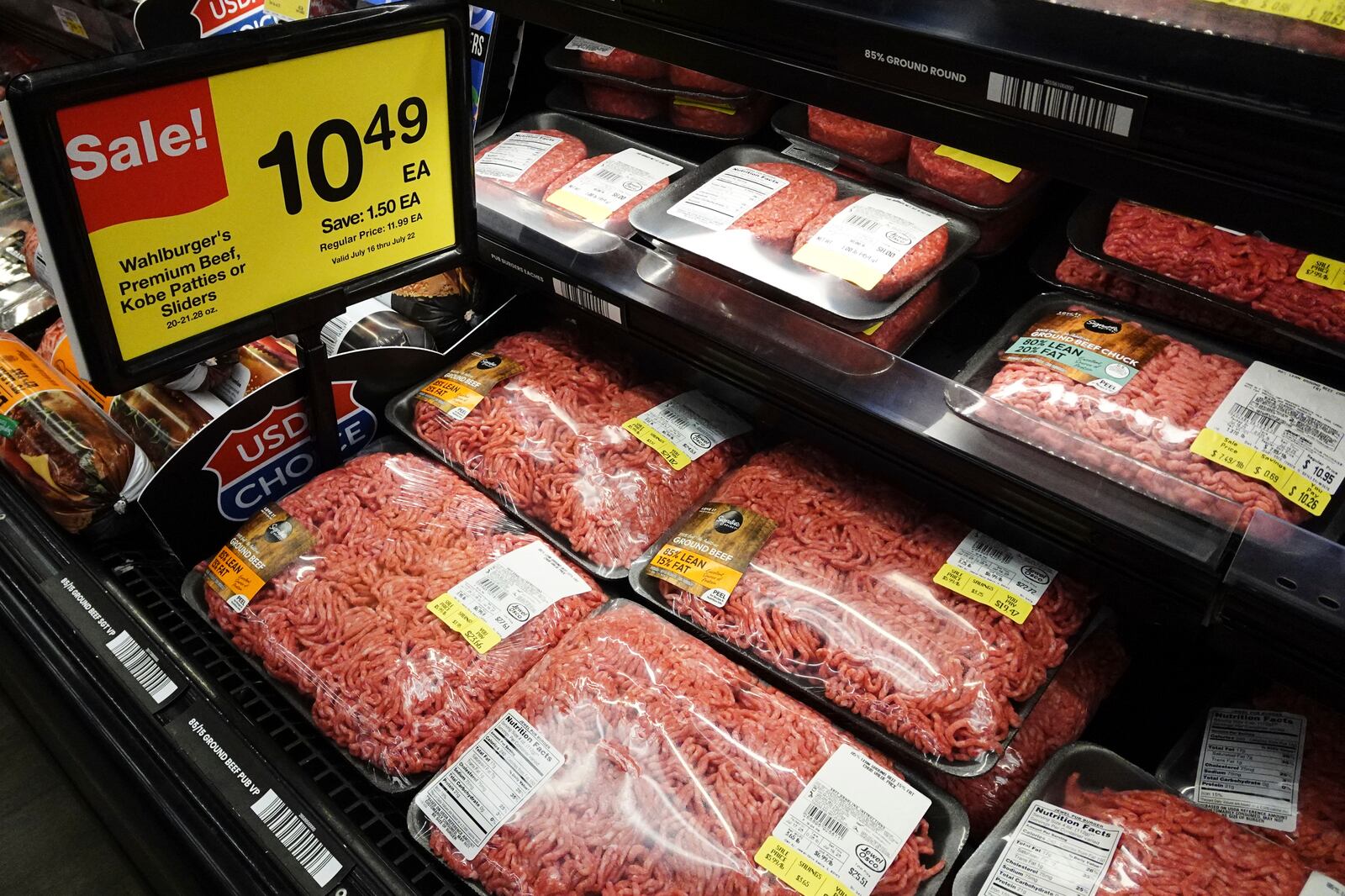 A price for beef is displayed at a grocery store in Mount Prospect, Ill., Thursday, July 17, 2025. (AP Photo/Nam Y. Huh)
