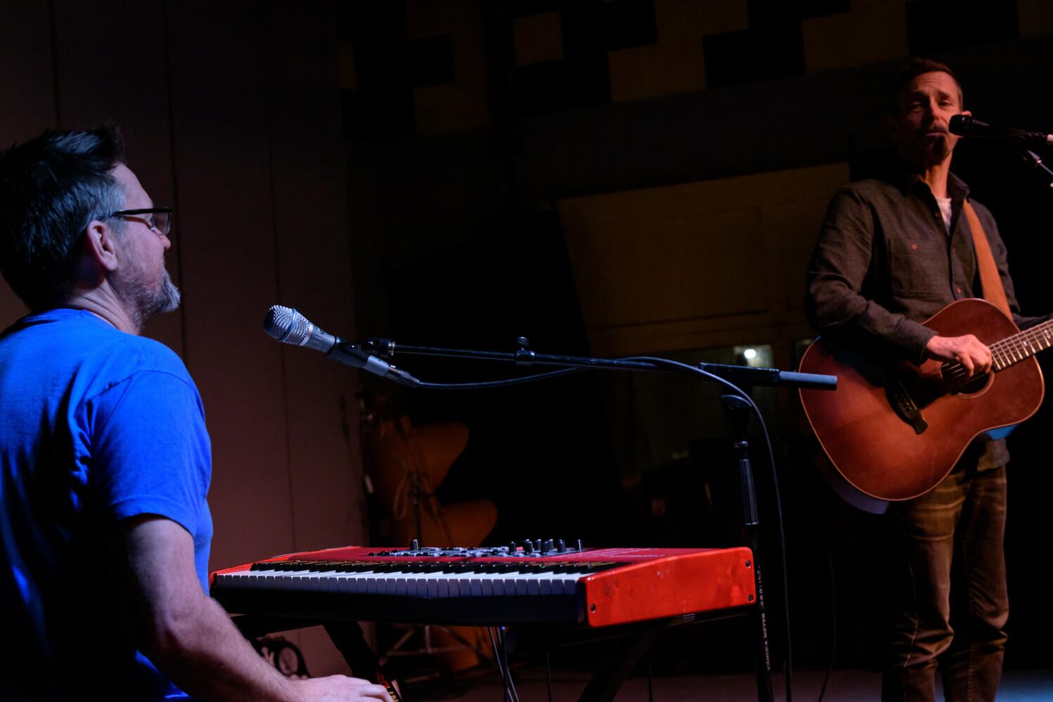 PHOTOS: Toad the Wet Sprocket’s Glen Phillips plays sold-out show at Yellow Cab Tavern