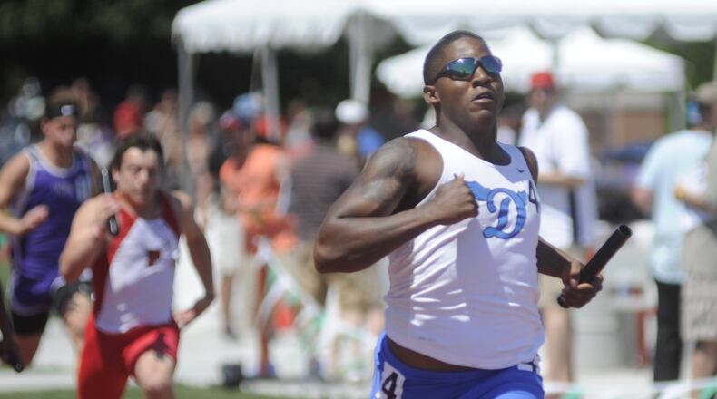 Tavion Thomas anchored Dunbar to the best finals qualifying time in the 4x100 relay (42.20) during the D-II state track and field meet at OSU’s Jesse Owens Memorial Stadium in Columbus on Friday, June 2, 2017. MARC PENDLETON / STAFF