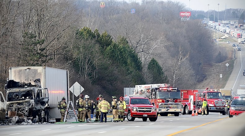 A tractor trailer on I-70 East in Englewood briefly closed the highway Wednesday Jan. 11, 2023, and caused traffic to back up. MARSHALL GORBY\STAFF