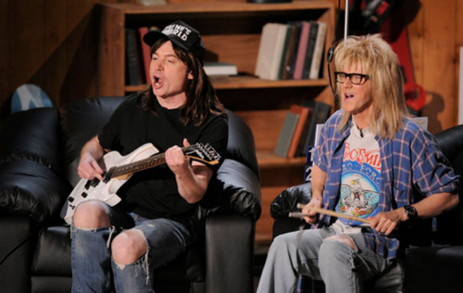 "Wayne's World" hosts Wayne (Mike Myers) and Garth (Dana Carvey) make their first appearance since 1994. They presented a top ten list of adult film titles, including "I Am Legend ... In Bed." After that, we think it's time to cue their dream sequence music.