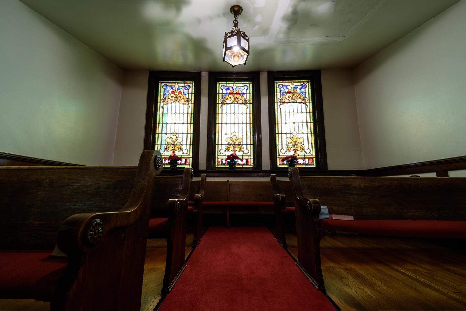 PHOTOS: A look inside McKinley United Methodist Church decorated for Christmas