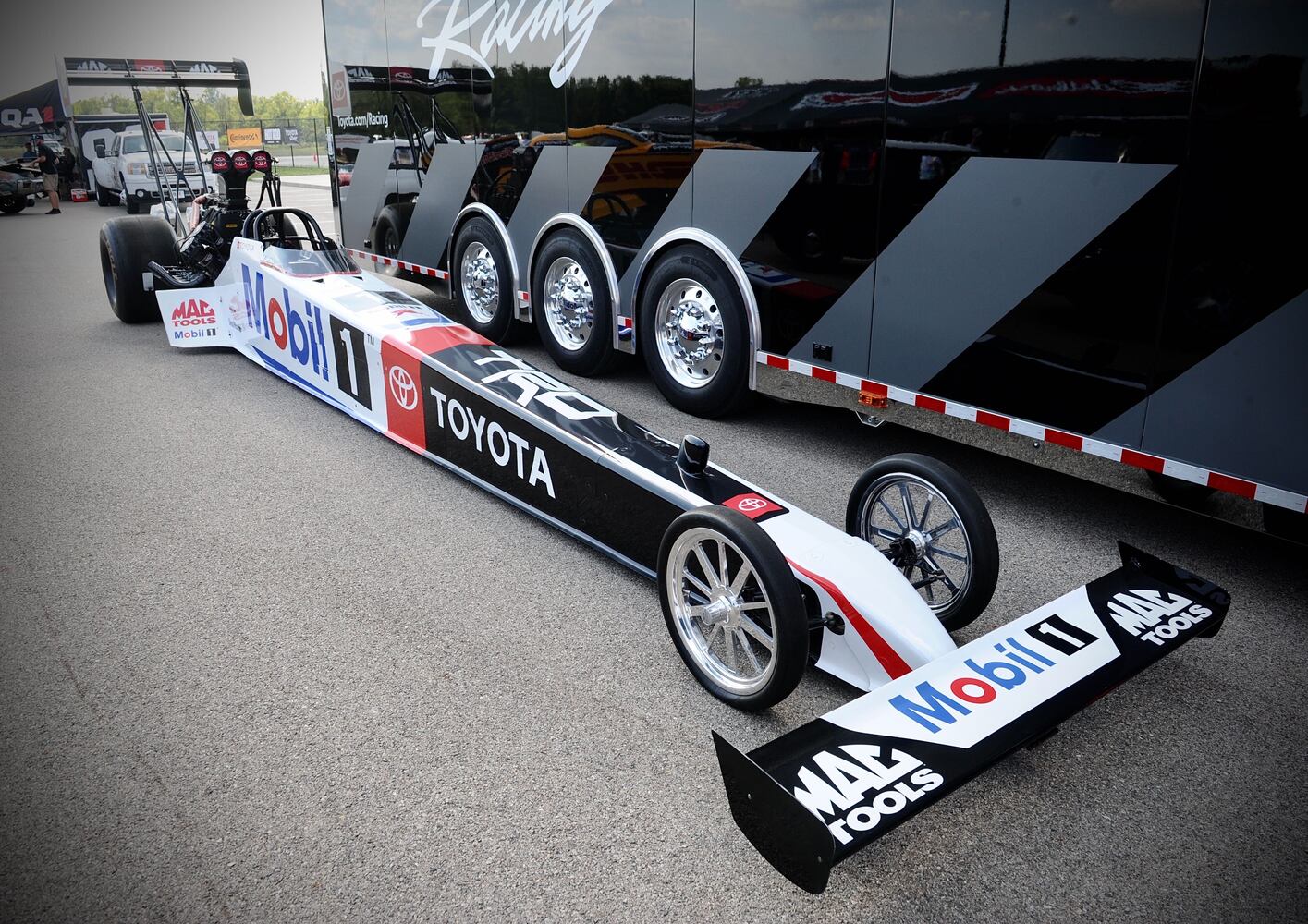 Hot Rod Power Tour makes Dayton stop on five-city tour