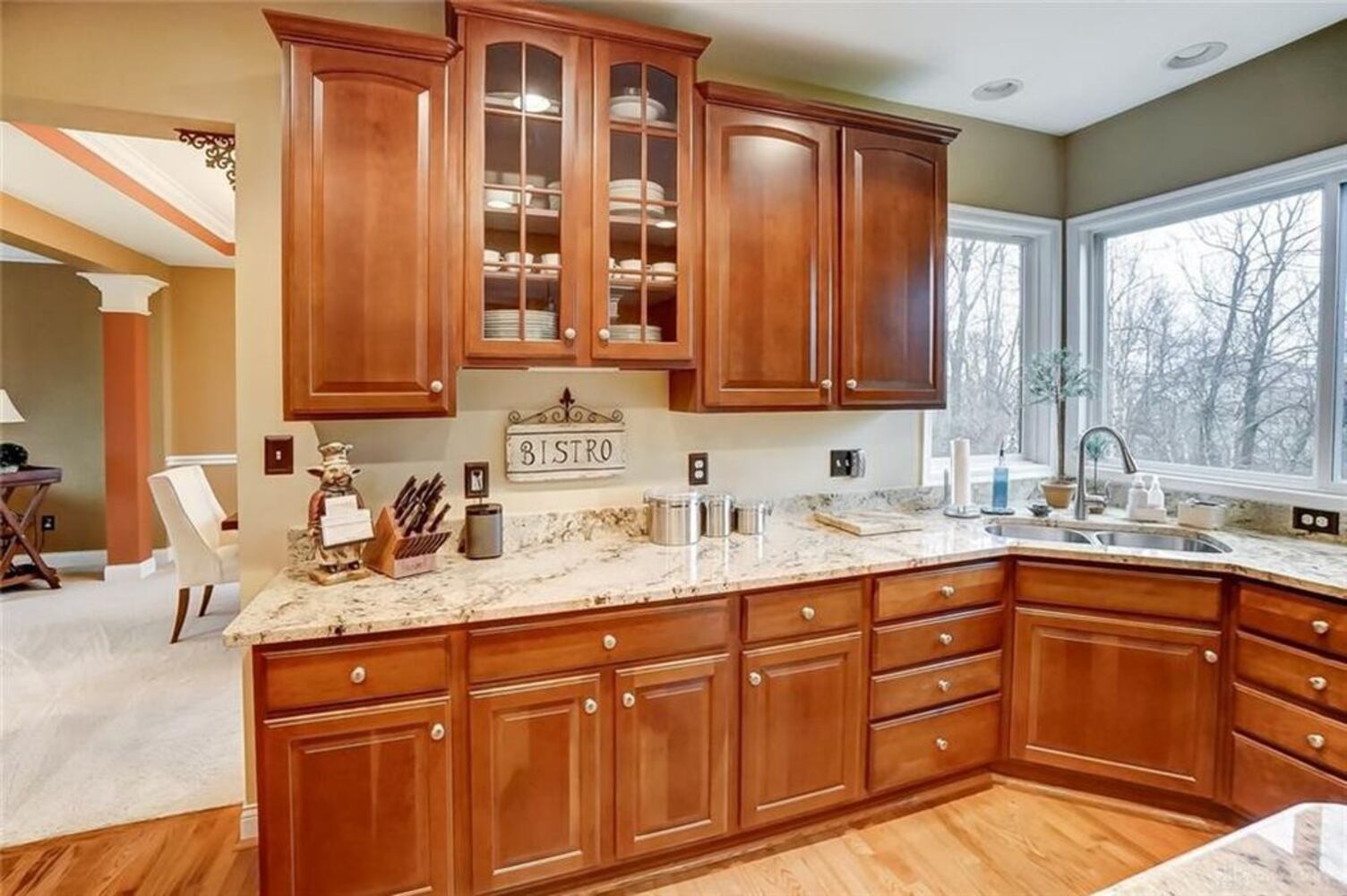 PHOTOS: Centerville luxury home listed on market