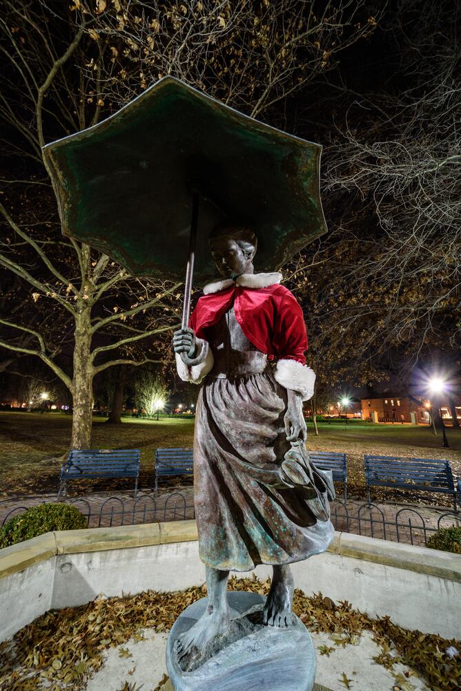PHOTOS: Take a look at Columbus’ historic German Village all decked out for the holidays