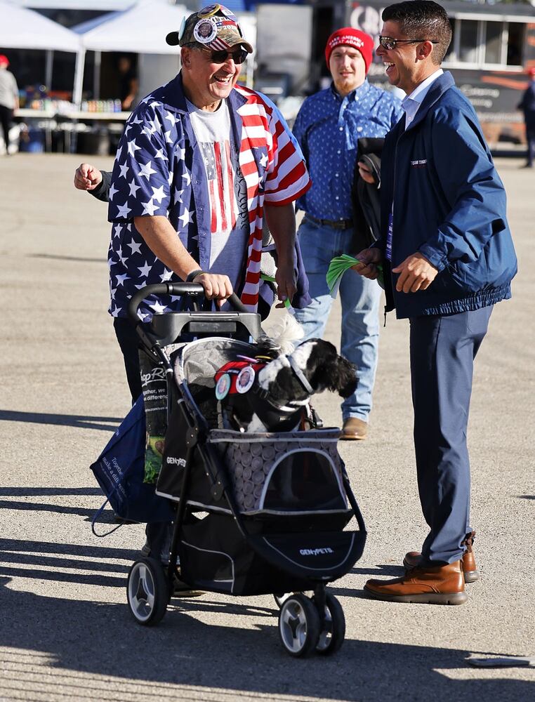 110722 Trump rally
