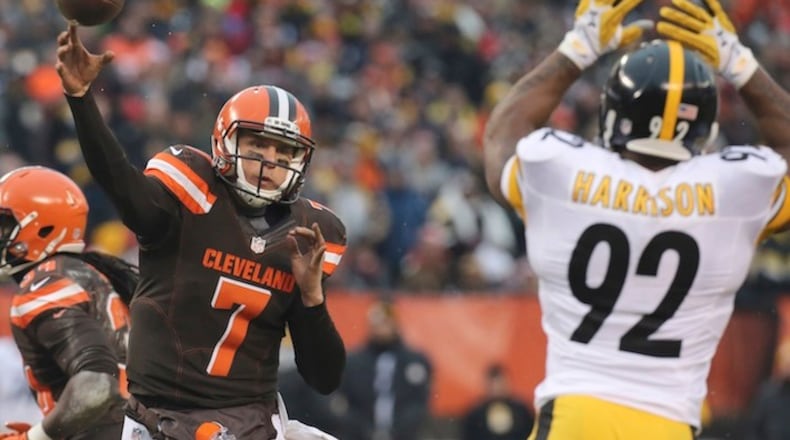 Cleveland Browns quarterback Austin Davis gets off a pass as Pittsburgh Steelers' James Harrison defends during the second quarter on Sunday, Jan. 3, 2016, at FirstEnergy Stadium in Cleveland, Ohio. (Phil Masturzo/Akron Beacon Journal/TNS)