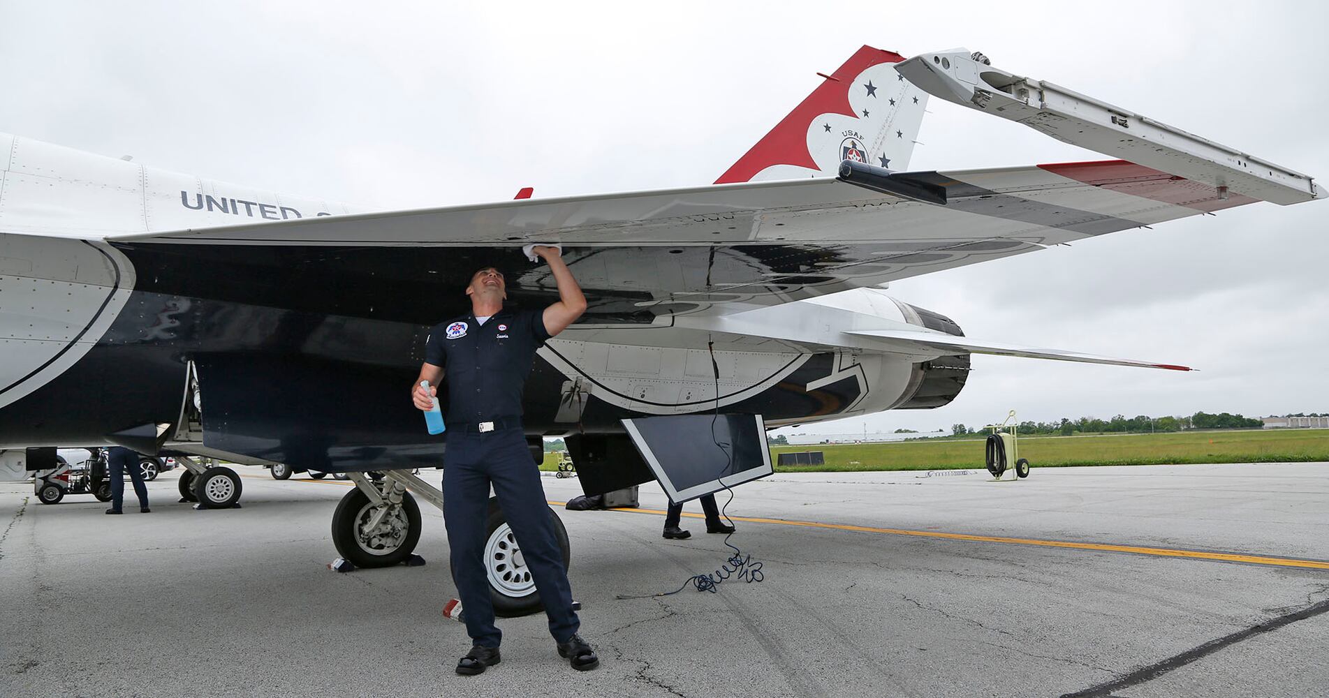 PHOTOS: Thunderbirds land in Dayton | ‘It’s definitely an exciting show for us’