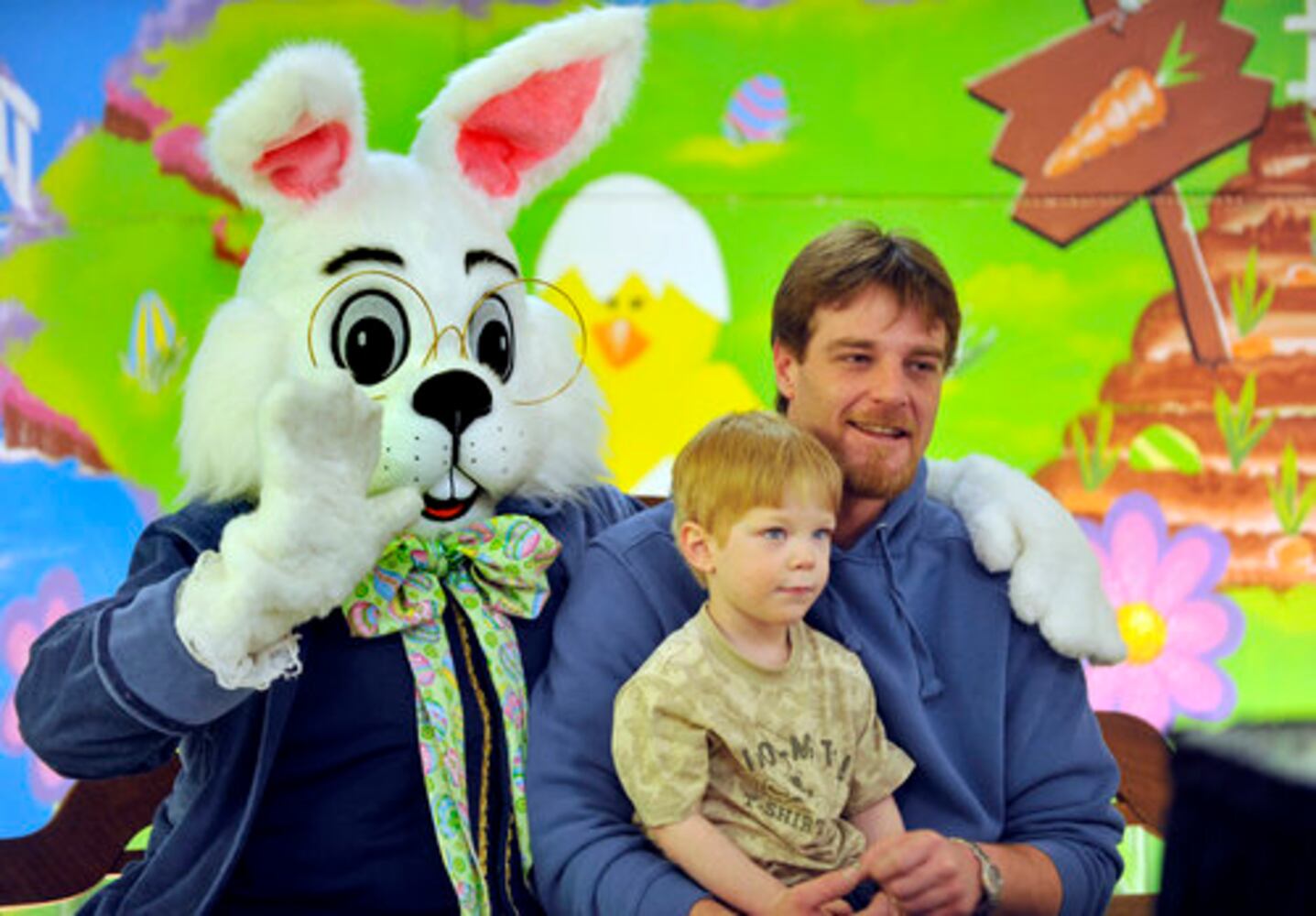 Easter Bunny visits mall