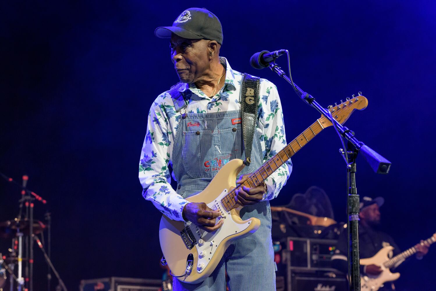PHOTOS: Buddy Guy with John Hiatt & The Goners Live at Rose Music Center