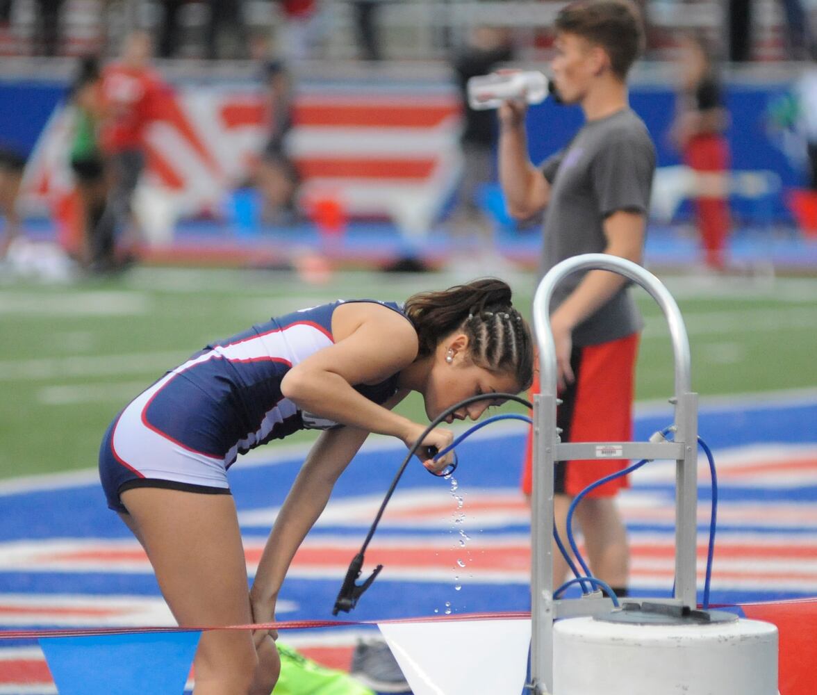 Photo gallery: D-I district track and field at Piqua