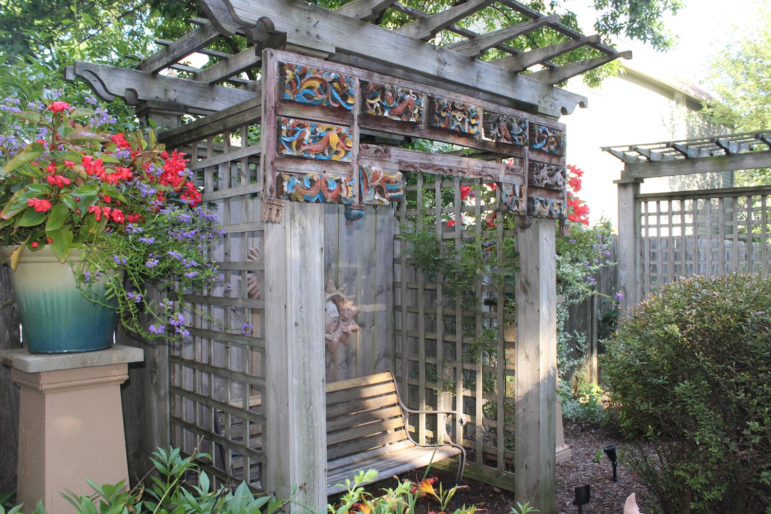 Tobin Denney's spectacular, not so secret St. Anne's garden