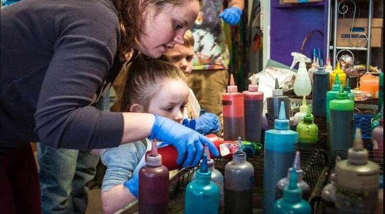 Funky Sunshine, a boutique that specializes in homemade art objects made from recycled materials, is hosting their annual Valentine’s Day-themed tie-dye party where you make your own tie-dye. CONTRIBUTED