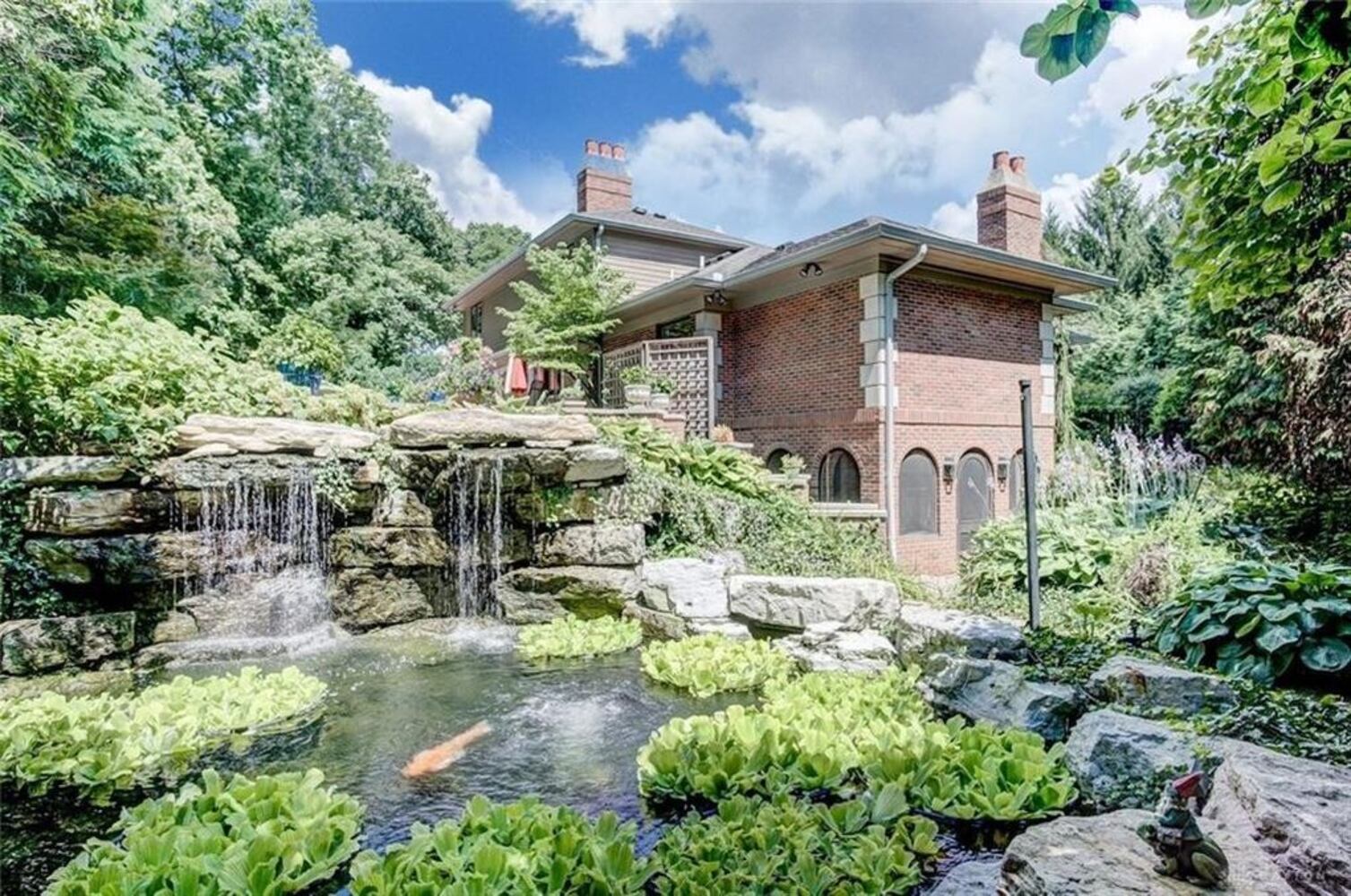 PHOTOS: Luxury Kettering home listed has pool, amazing closets