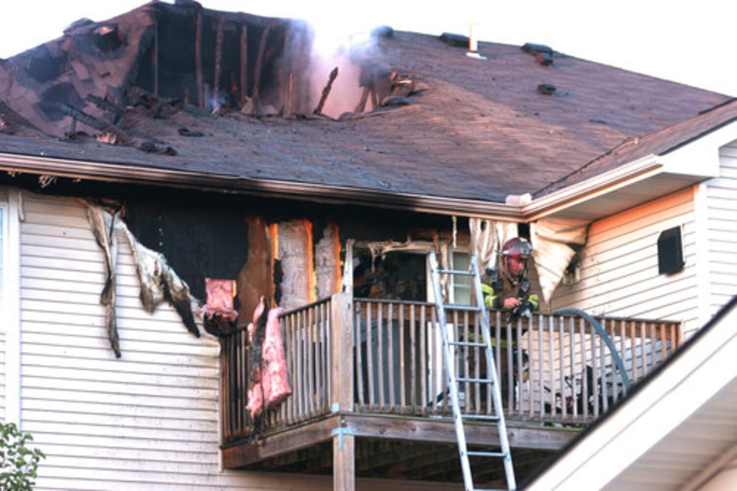 Xenia apartment complex fire