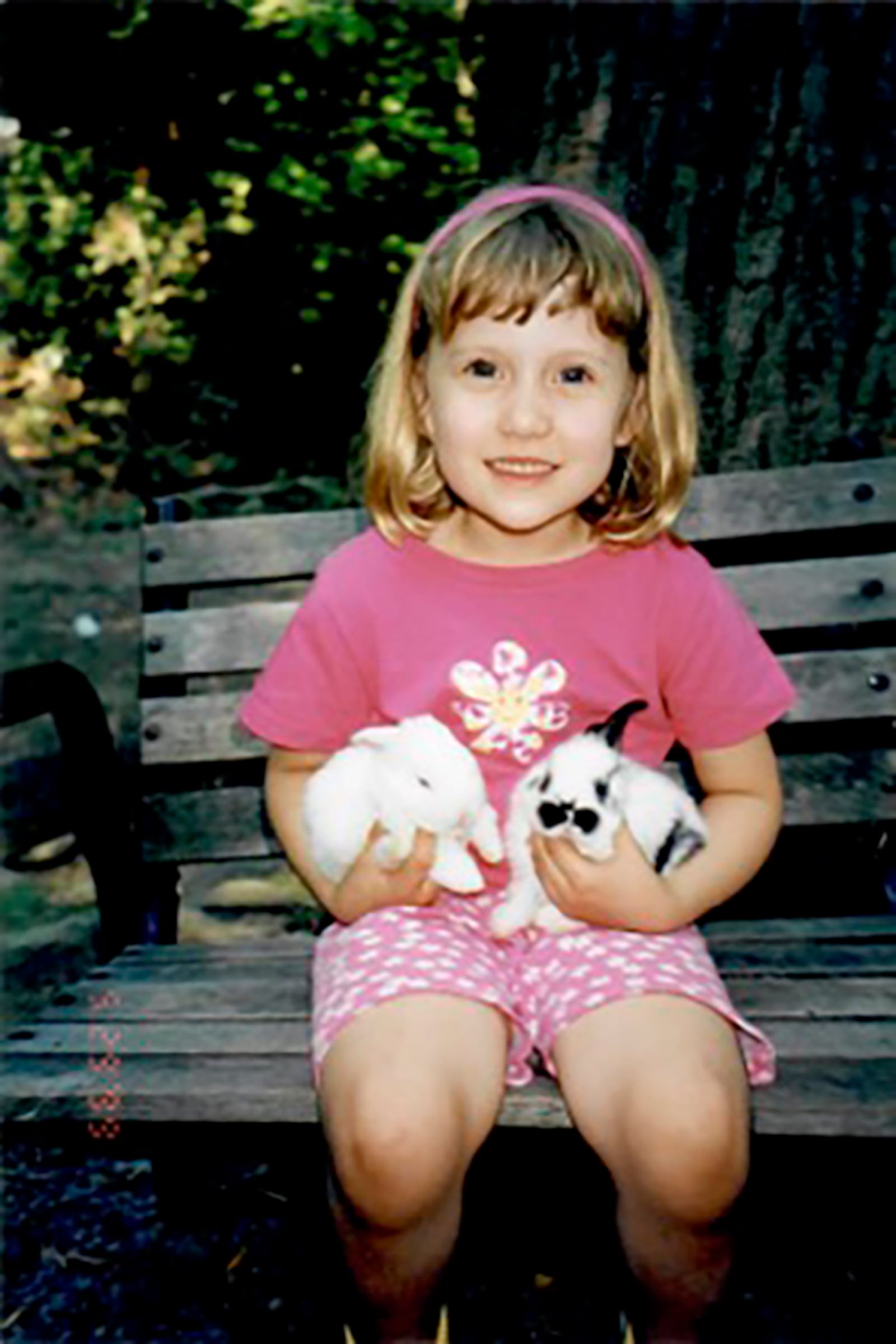 Briana Hartigan at age 6 in 1999 at the Cleveland Zoo. Hartigan has a lifelong love of animals, which lead to her decision to become a veterinarian. CONTRIBUTED