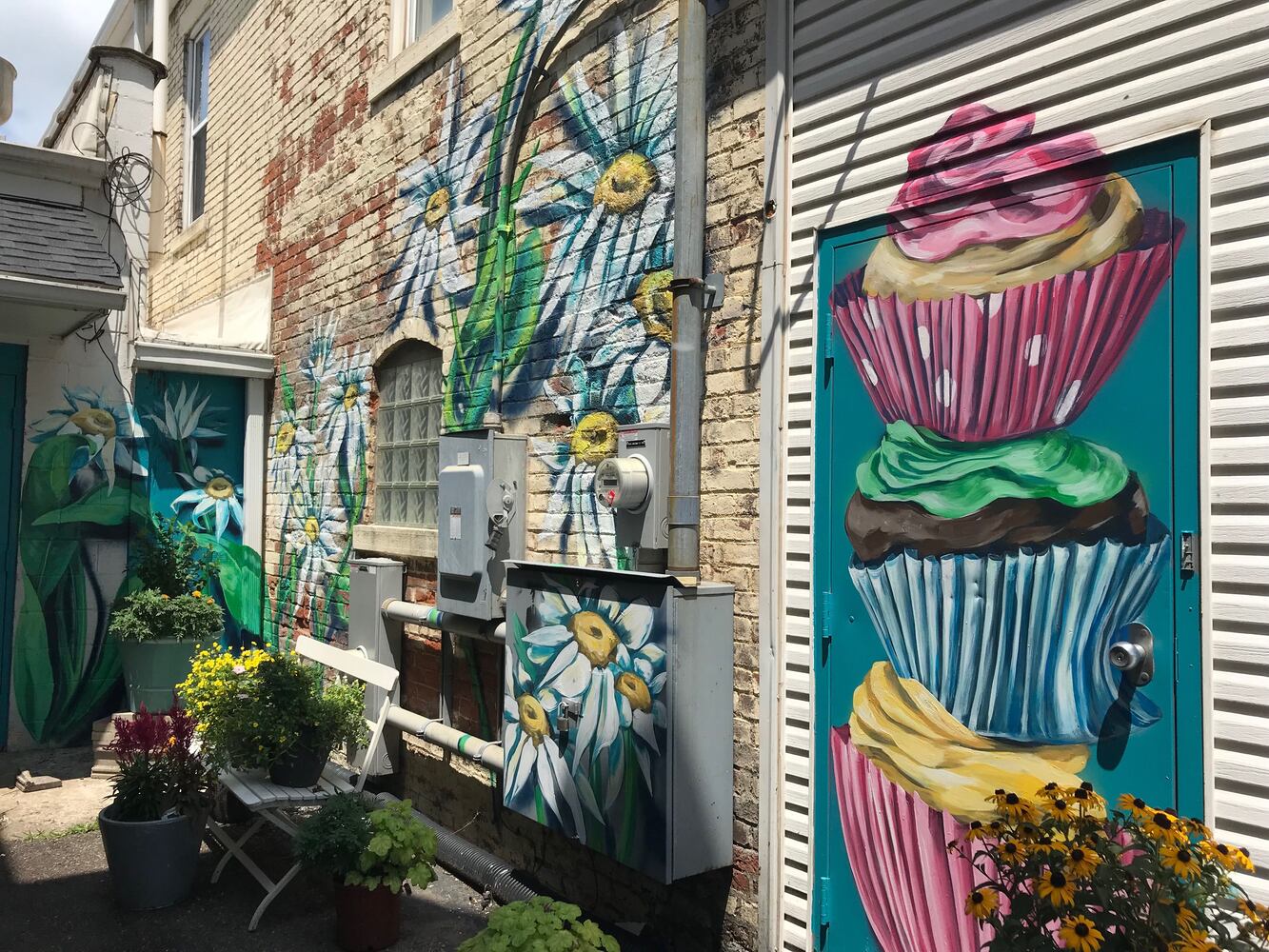 PHOTOS: This new downtown Dayton mural might make you hungry