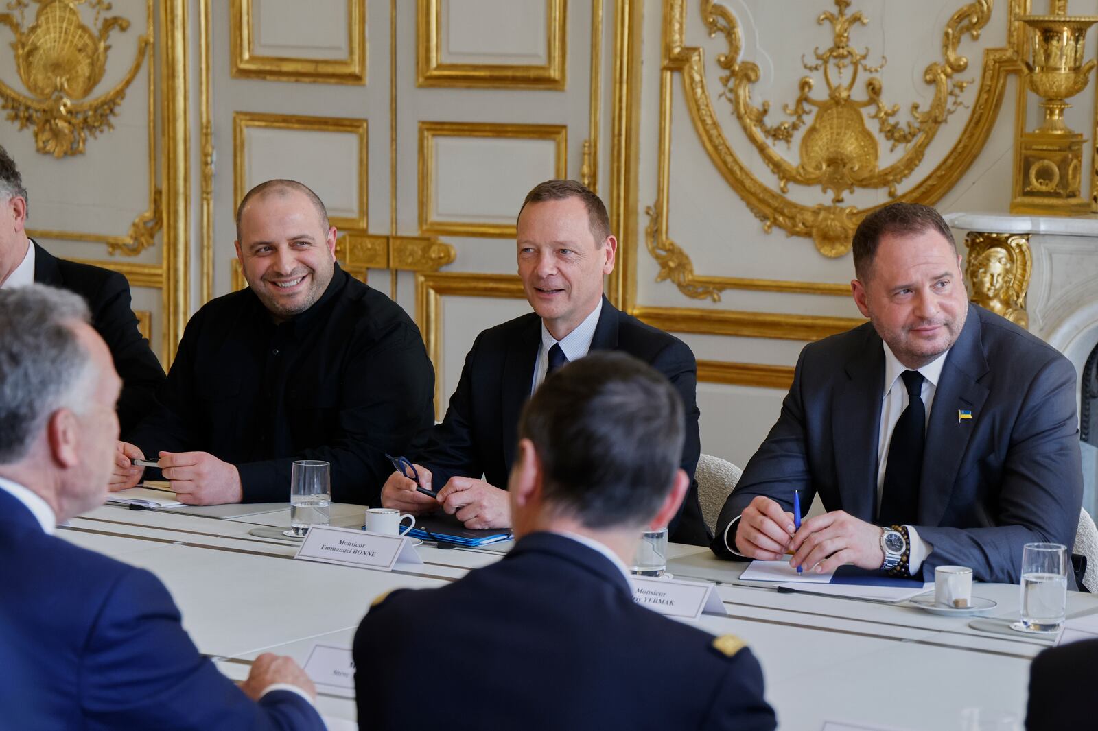 French President diplomatic advisor Emmanuel Bonne, centre, Ukrainian Head of Presidential Office Andriy Yermak, right, and Ukraine's Defence Minister Rustem Umerov, centre left, attend a meeting with the US, German and Britain's delegation at the Elysee Palace in Paris, Thursday, April 17, 2025. (Ludovic Marin, Pool Photo via AP)