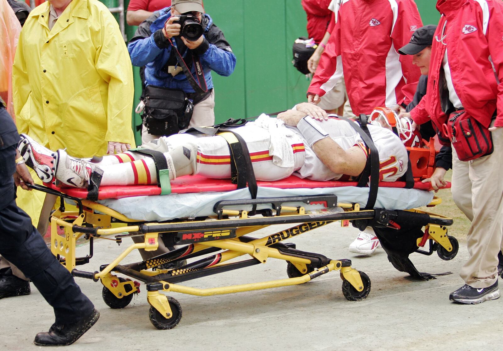 KANSAS CITY, MO - SEPTEMBER 10:  Trent Green #10 of the Kansas City Chiefs gets wheeled off the field on a stretcher after taking a hit by Robert Geathers of the Cincinnati Bengals in the third quarter on September 10, 2006 at Arrowhead Stadium in Kansas City, Missouri.  (Photo by Brian Bahr/Getty Images)
