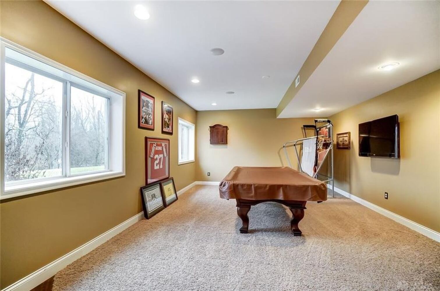 PHOTOS: Centerville luxury home listed on market