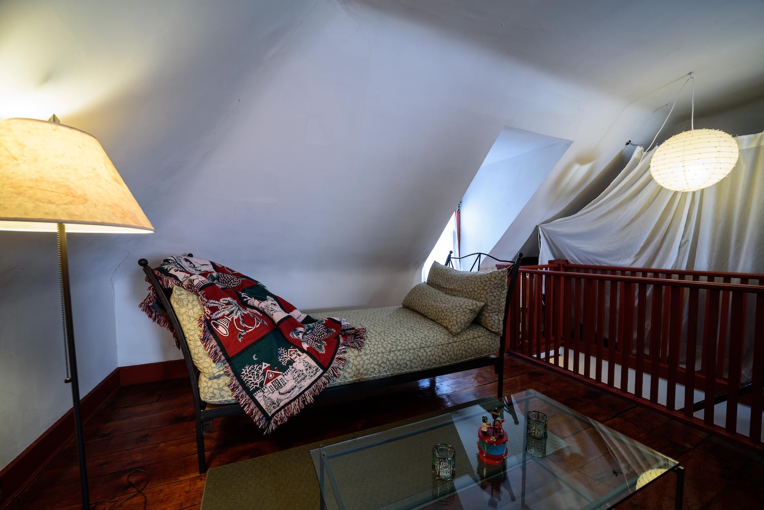 PHOTOS: The Oregon Historic District’s Virtual Grand Holiday Tour of Homes