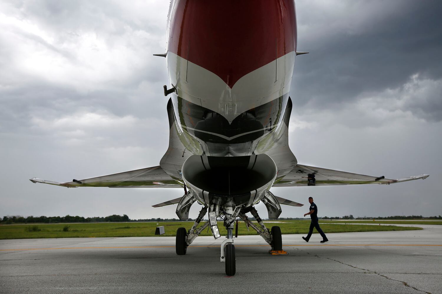 PHOTOS: The Thunderbirds jet team arrives for the Dayton Air Show