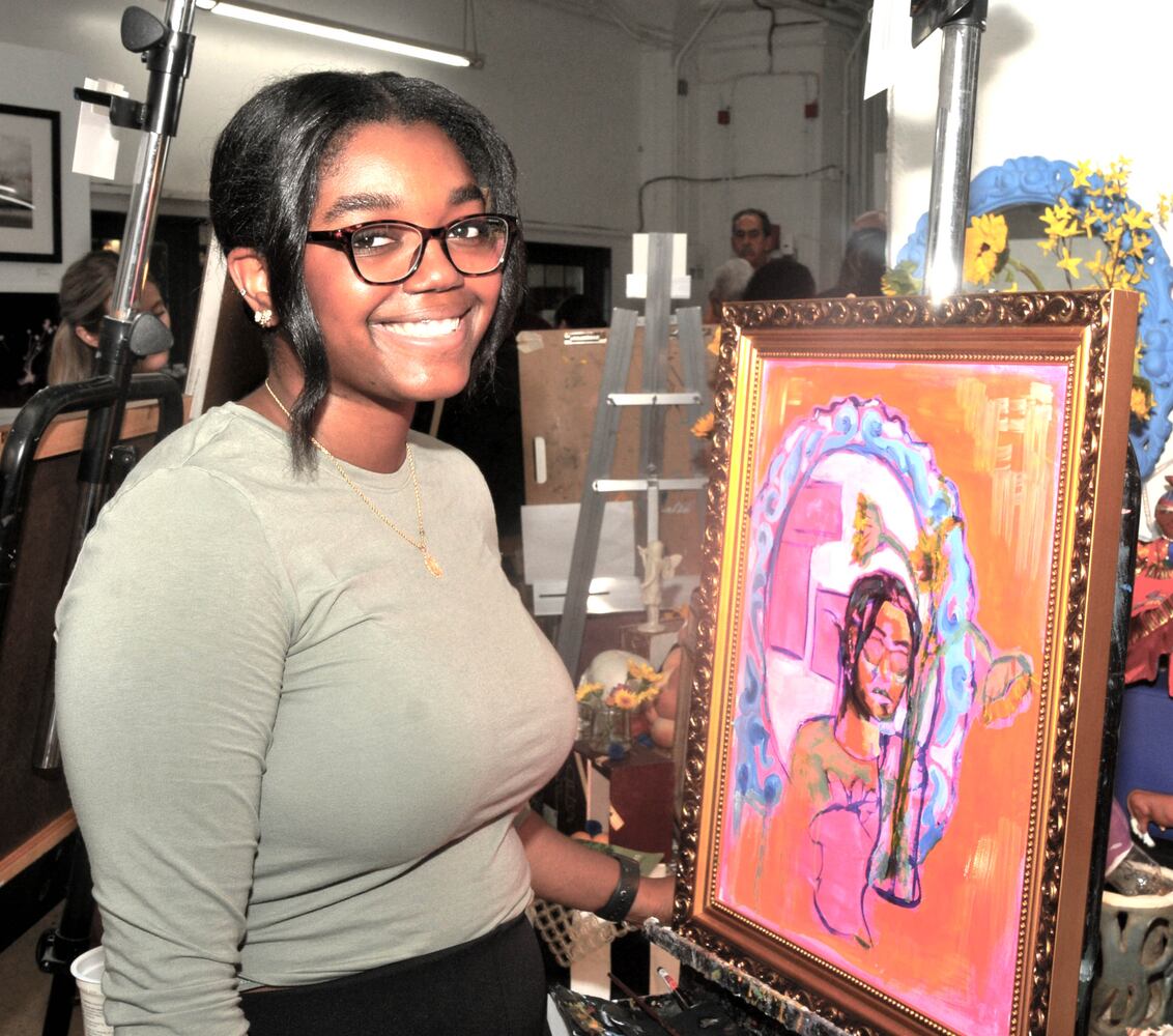 Did we spot you at K12 Gallery and TEJAS's "Art Off 2022"?