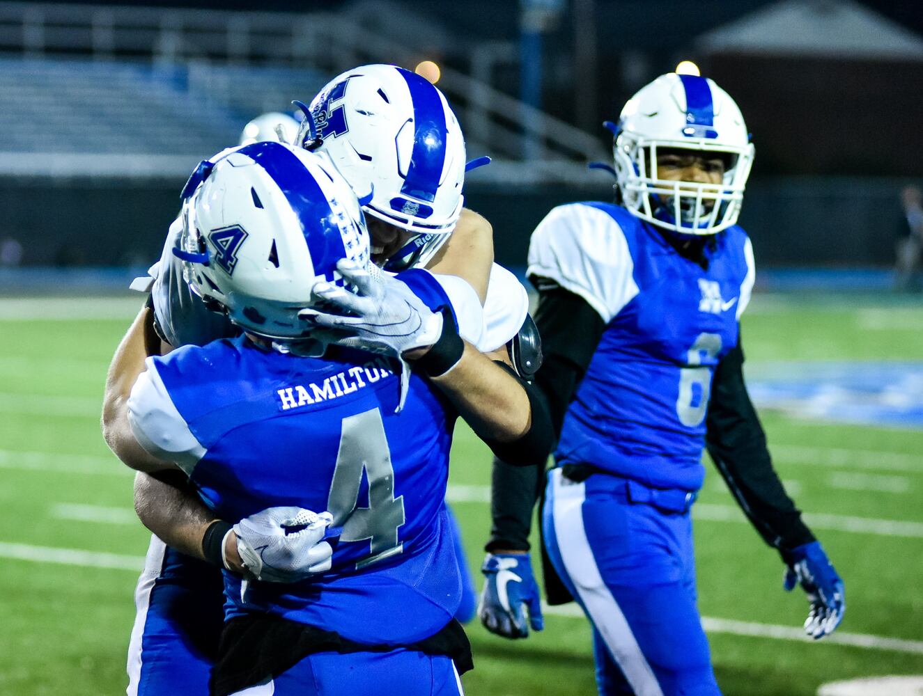 Hamilton Big Blue football beats Sycamore 14-7