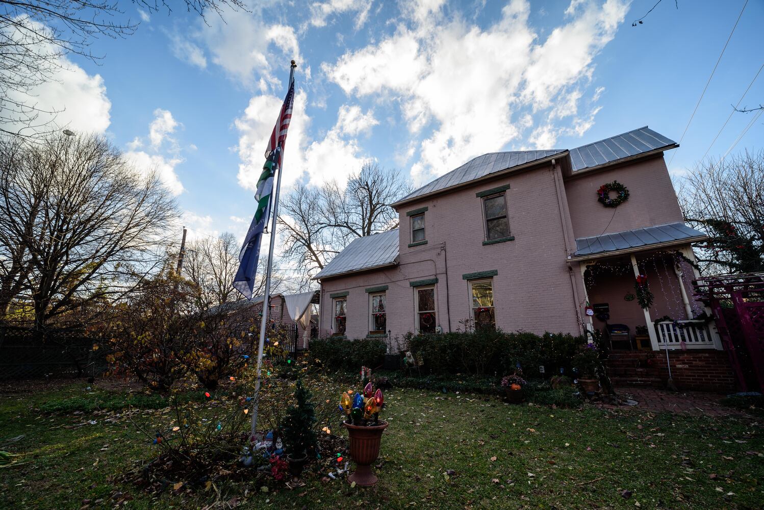 PHOTOS: The Oregon Historic District’s Virtual Grand Holiday Tour of Homes