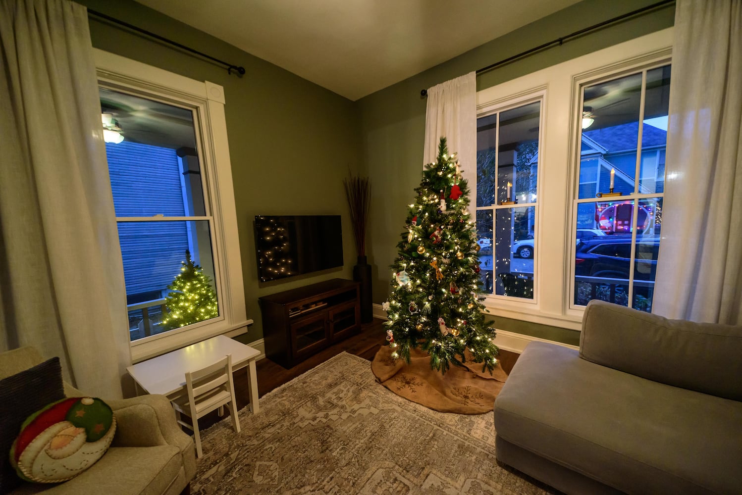 PHOTOS: 2025 McPherson Town Holiday Home Tour