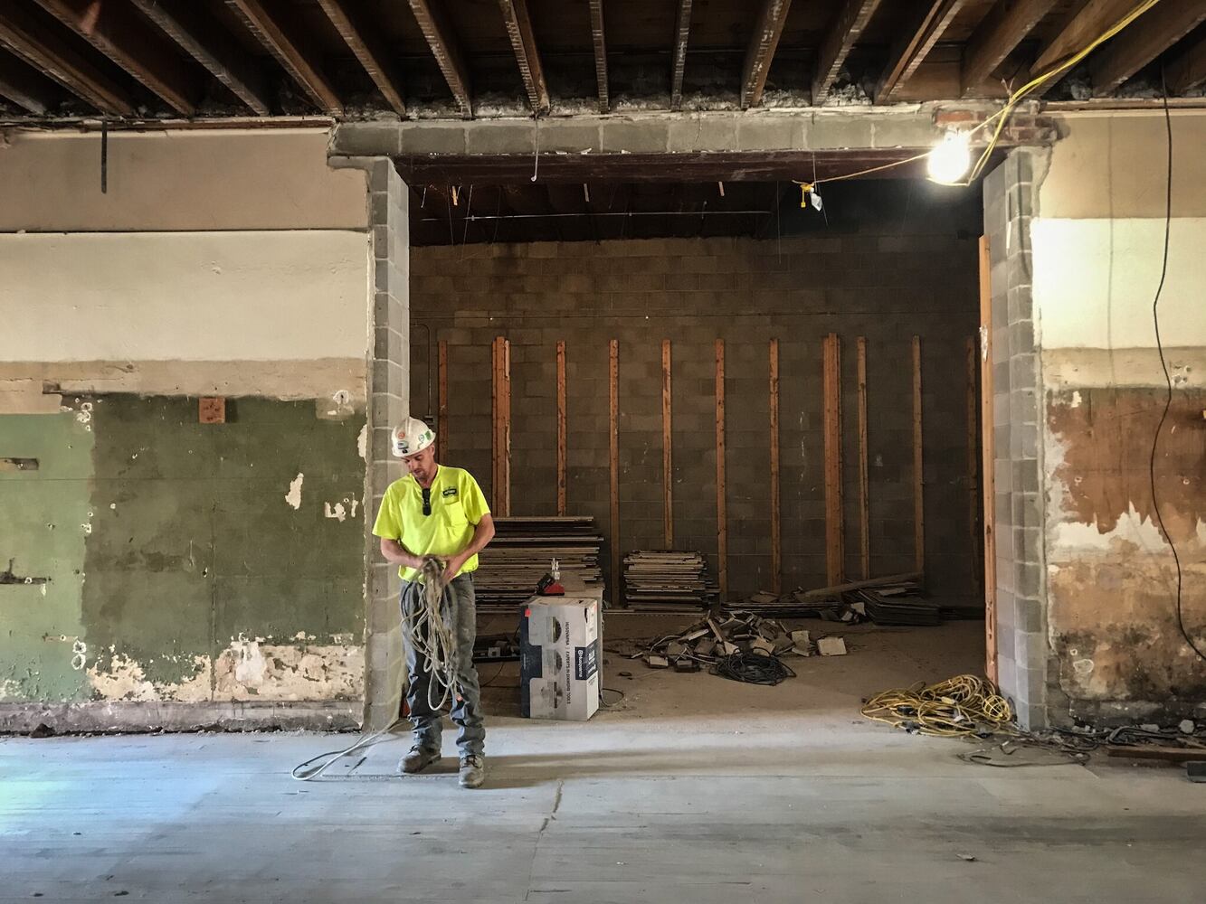 Former Miamisburg men's store transforming into brewery