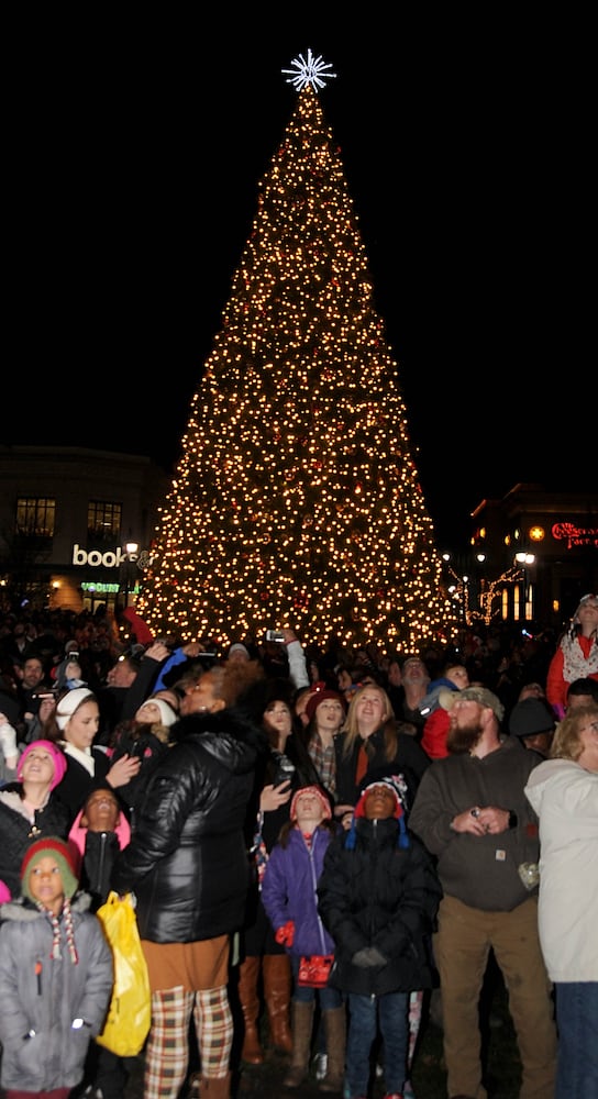 PHOTOS: Did we spot you at The Greene’s Christmas tree lighting?