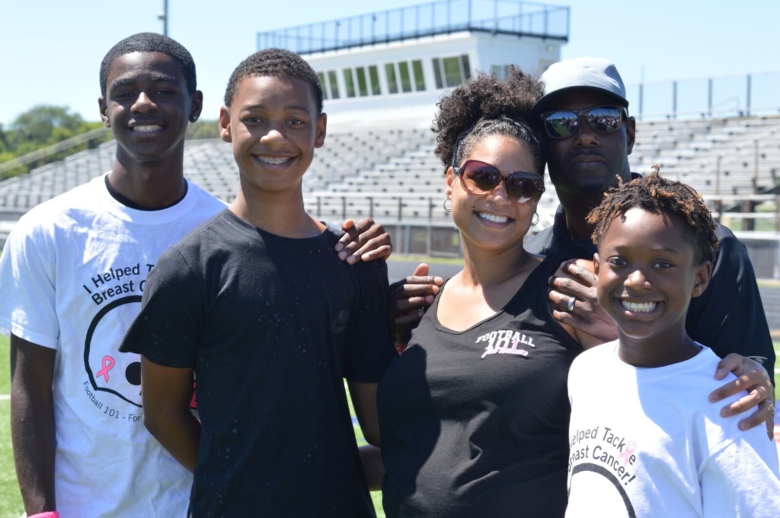 LaVar Glover (back)  with his family (left to right)Matthew, Imani, Ivy, and Lil Reggie