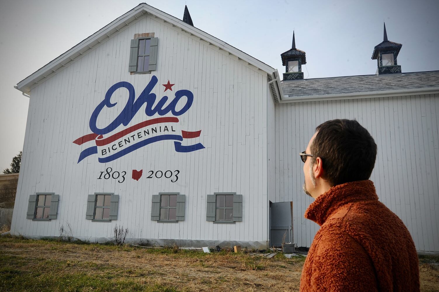 BICENTENNIAL BARN