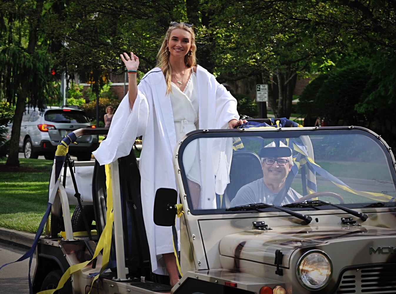 Oakwood community celebrates seniors during parade