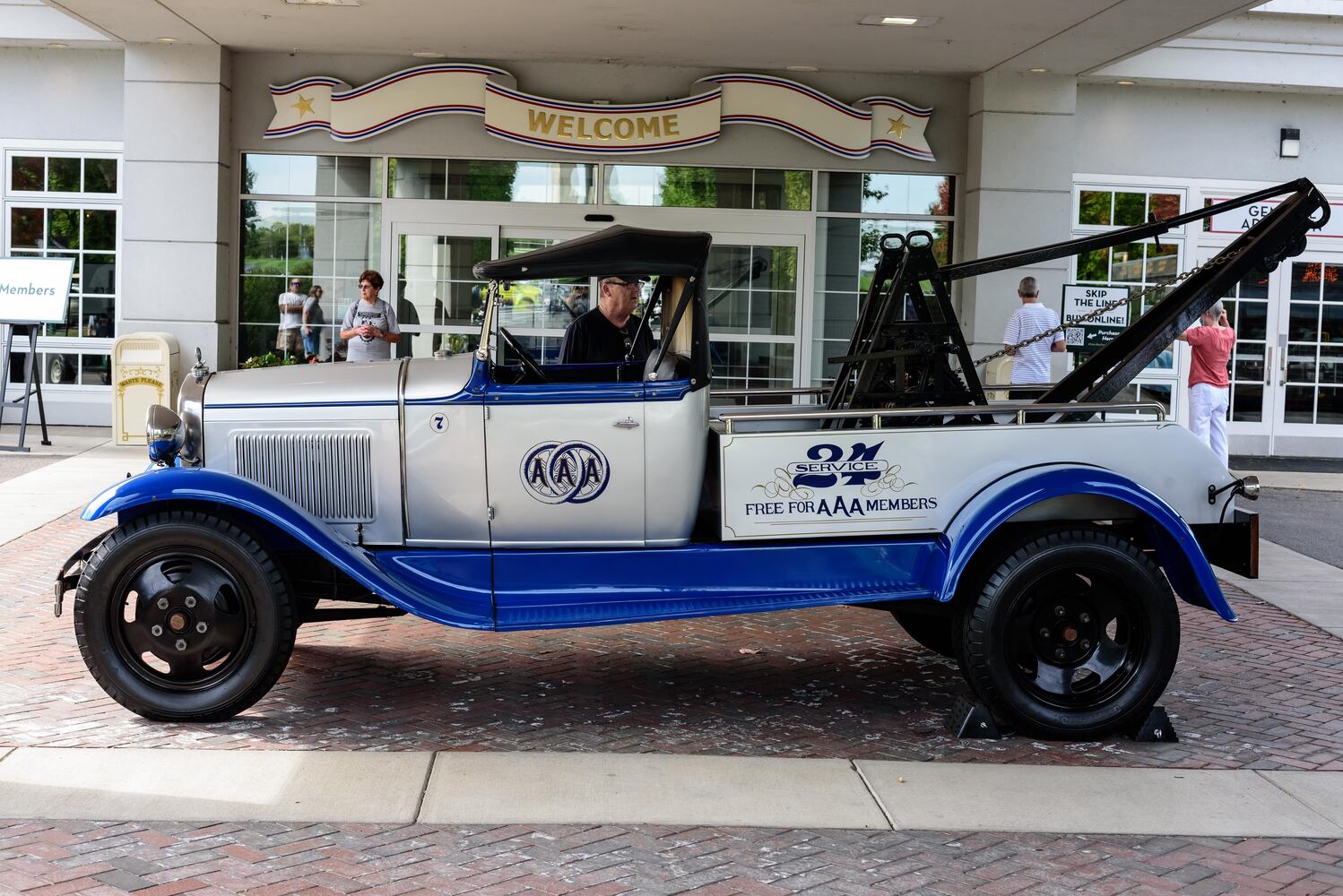 PHOTOS: The 16th annual Dayton Concours d’Elegance at Carillon Historical Park