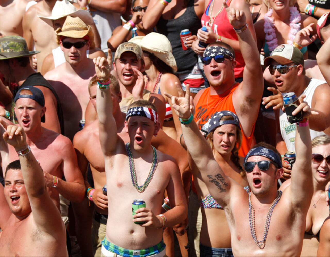 Country Concert Crowd
