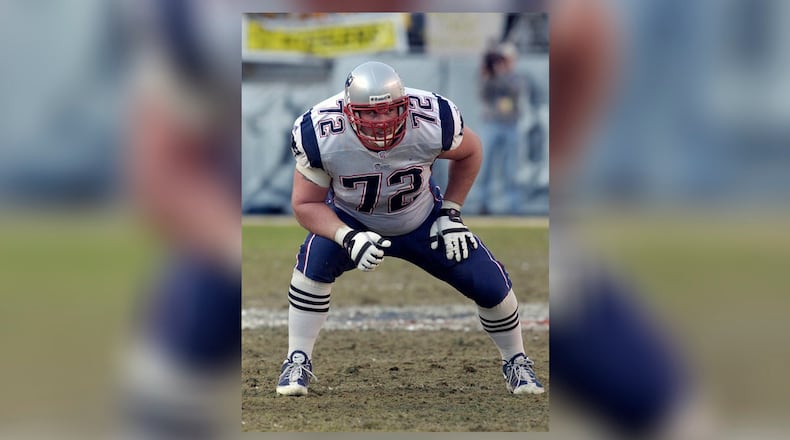 New England Patriots offensive tackle Matt Light in action during their AFC Championship game against the Pittsburgh Steelers on Sunday, Jan. 27, 2002 in Pittsburgh. (AP Photo/Amy Sancetta)