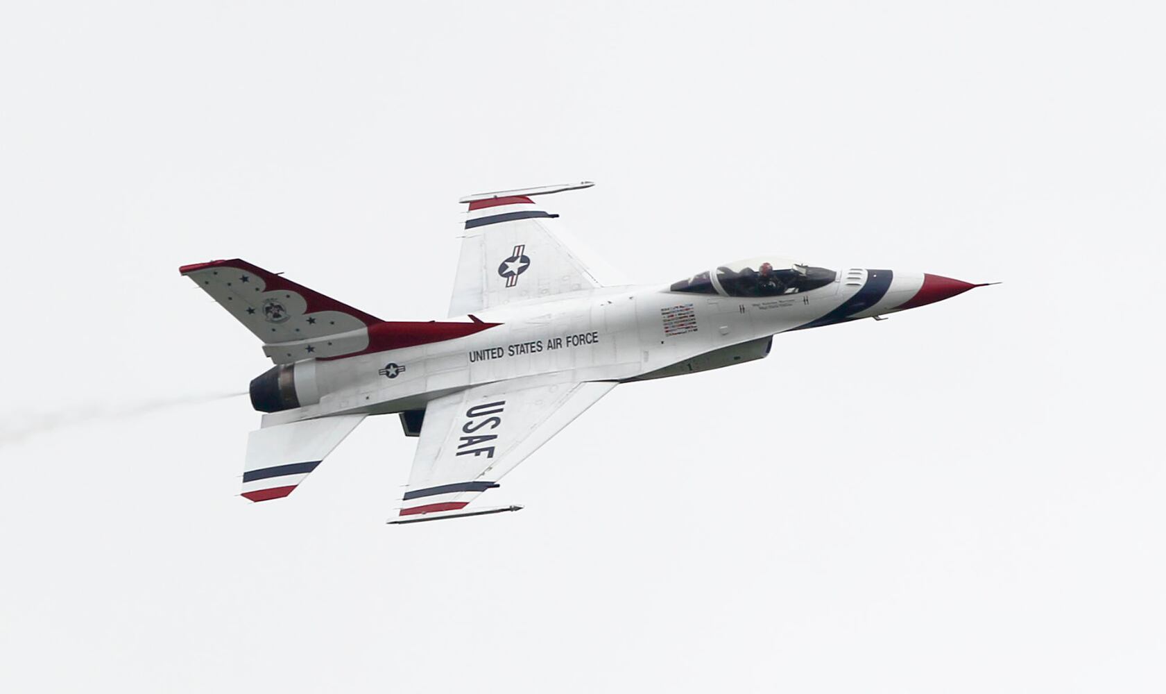 PHOTOS: Thunderbirds land in Dayton | ‘It’s definitely an exciting show for us’