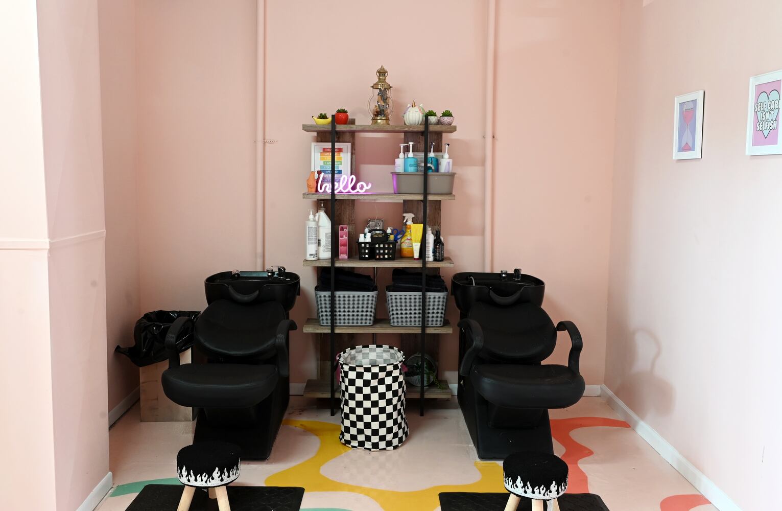 Hue Mane Salon relocates to Lindenwald