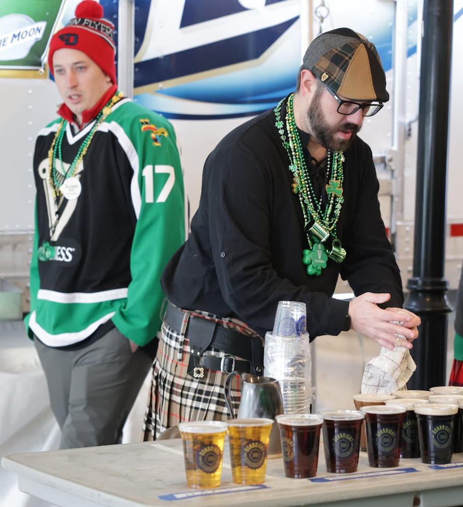 DDN 031726 St. Patrick's Day Dublin Pub