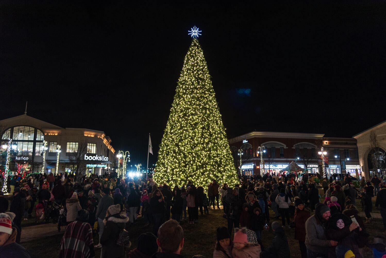 PHOTOS: Did we spot you at the Christmas Tree Lighting & Santa Arrival Parade at The Greene?