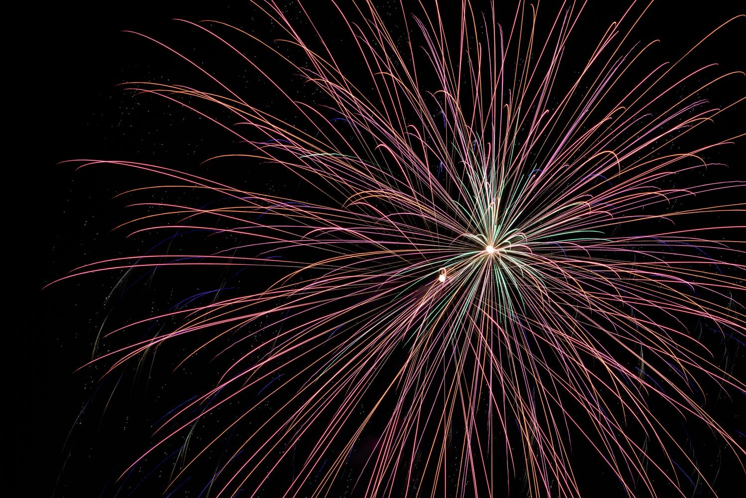 PHOTOS: Gorgeous fireworks light up the sky in Beavercreek