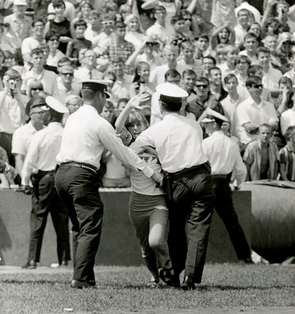 The Beatles wow fans in Cincinnati