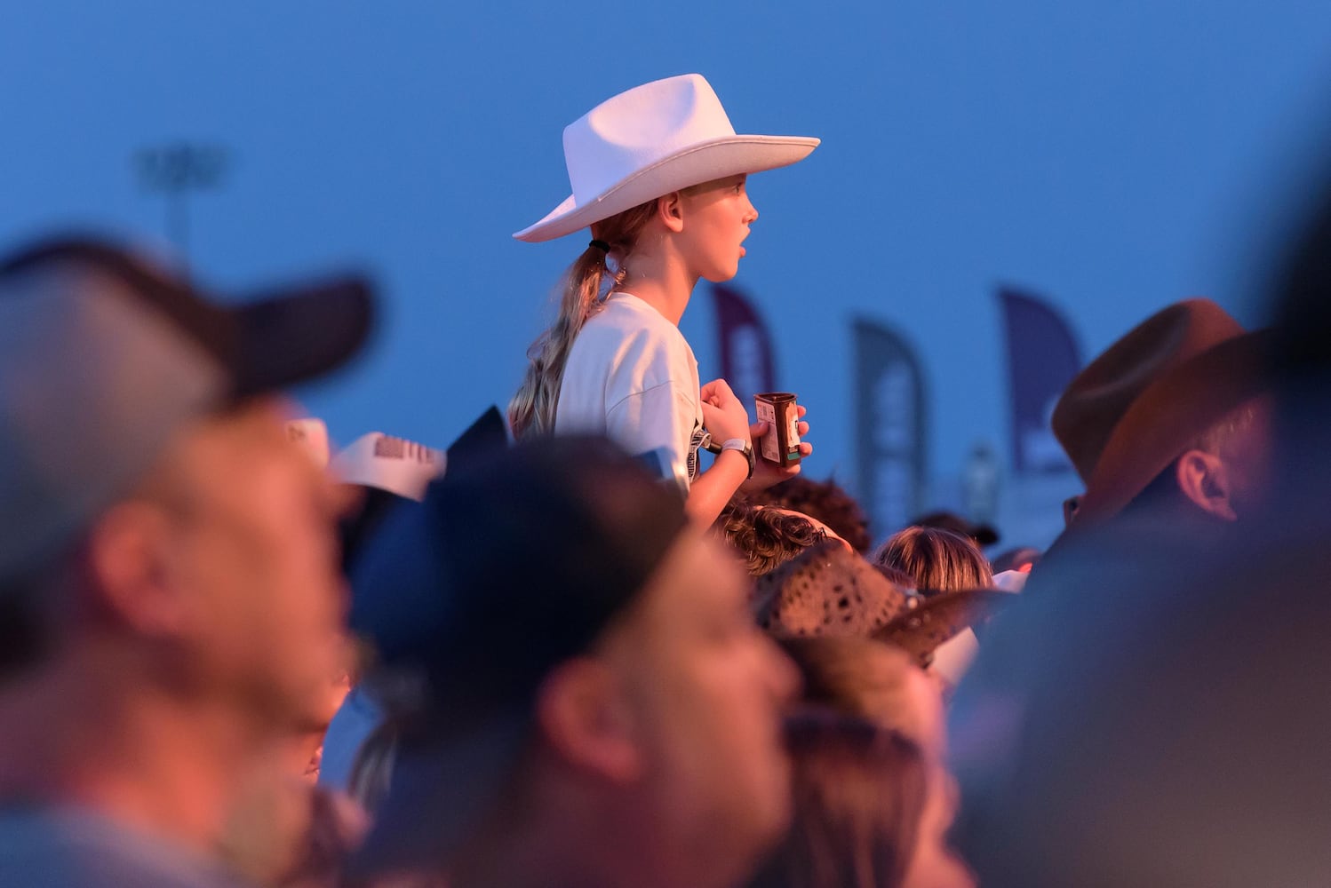 PHOTOS: Carrie Underwood & Shaboozey at the 2025 Voices of America Country Music Fest