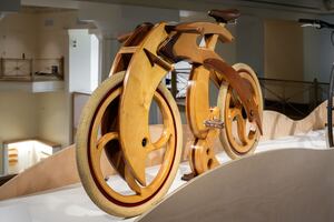 【OHIO】BICYCLE2008 election edition Local exhibits take visitors through evolution of bicycles