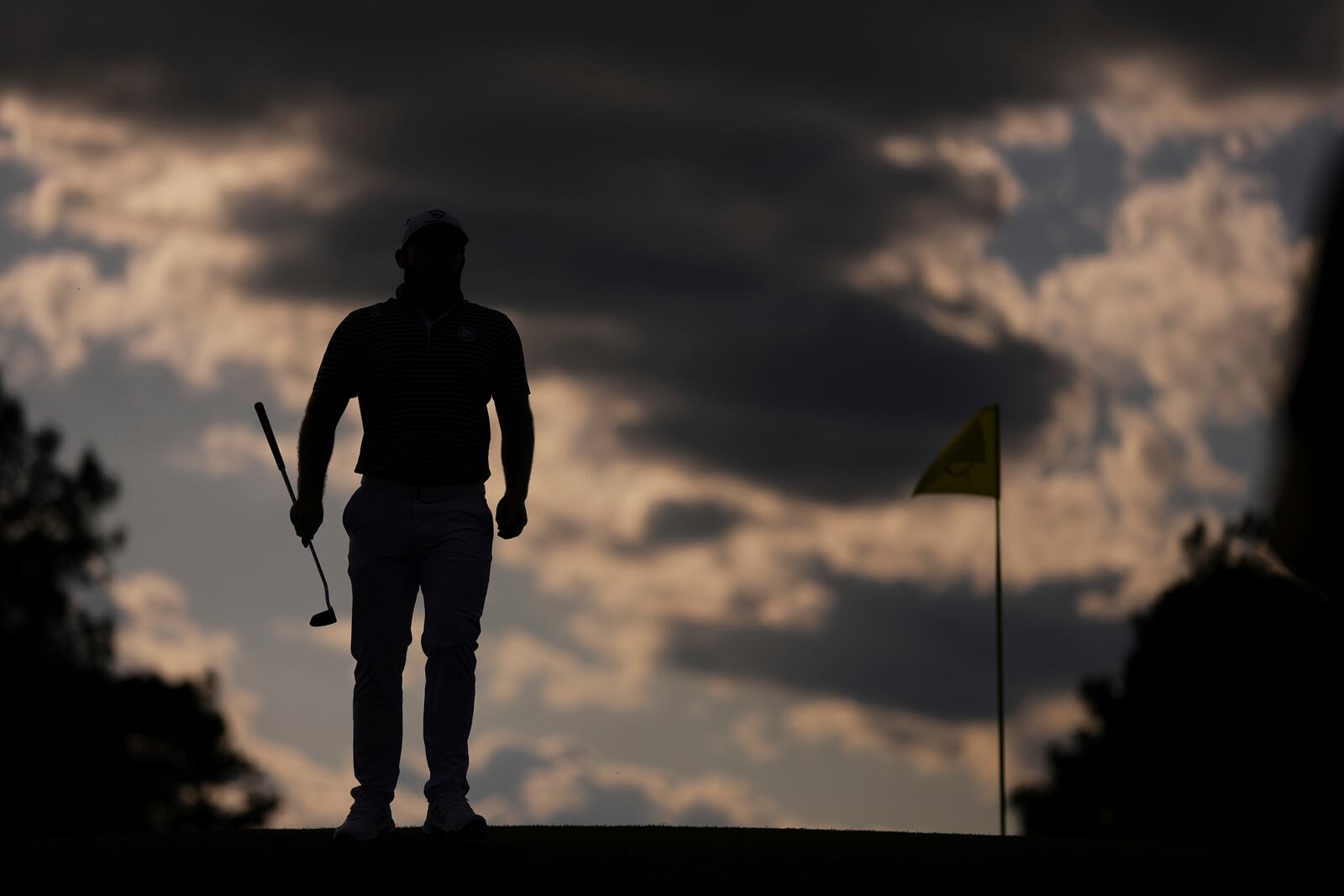 Tyrrell Hatton, of England, waits to putt on the 17th hole during the third round at the Masters golf tournament, Saturday, April 12, 2025, in Augusta, Ga. (AP Photo/Matt Slocum)